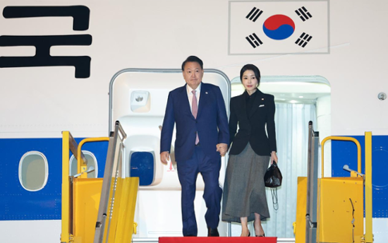 Yoon arrives in Laos to attend ASEAN meetings