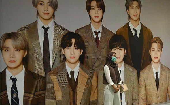 BTS tops Billboard Hot 100 for 5th straight week with 'Butter' - The