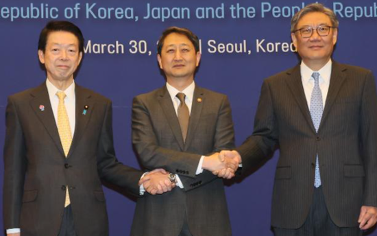 Will Seoul-Beijing-Tokyo FTA emerge against Trump?
