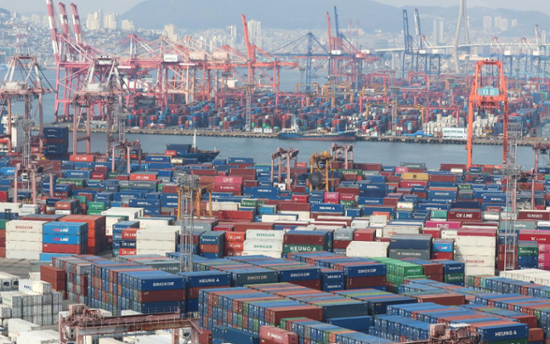 6 in 10 Korean manufacturers say US tariffs will impact their biz, survey shows