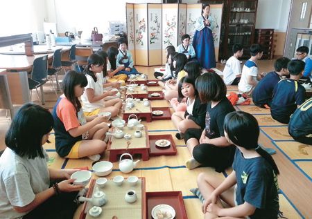 Tea class - The Korea Times