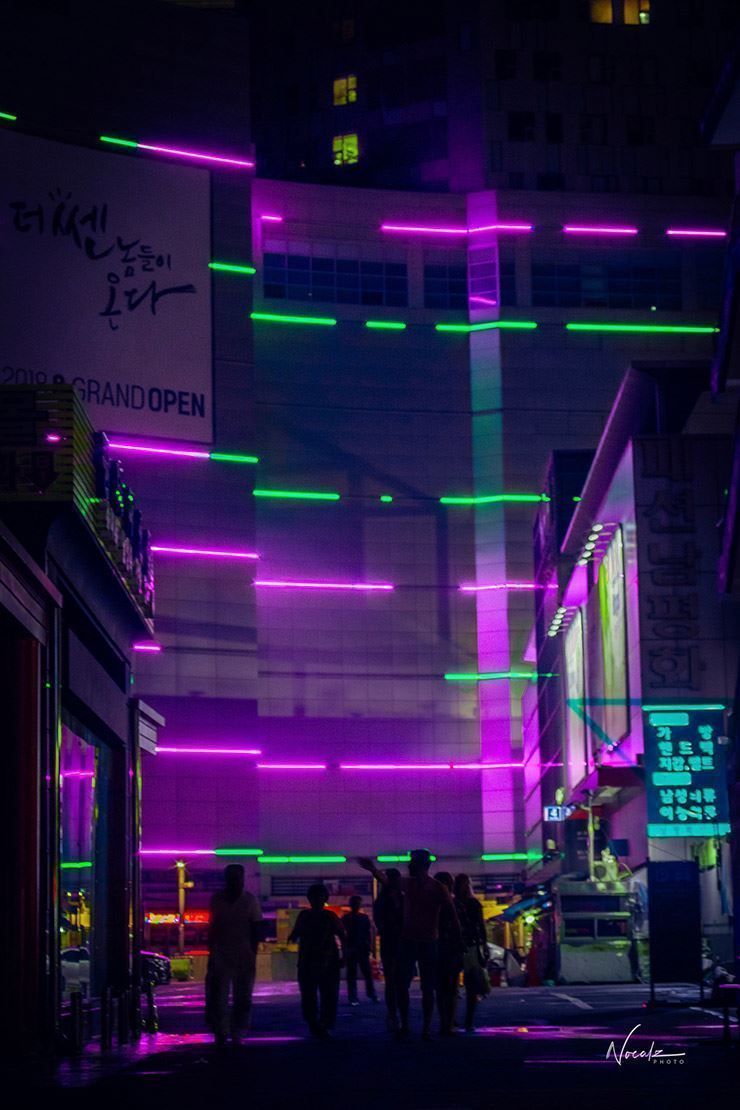 Photographer's shots of Seoul alleys go viral - The Korea Times