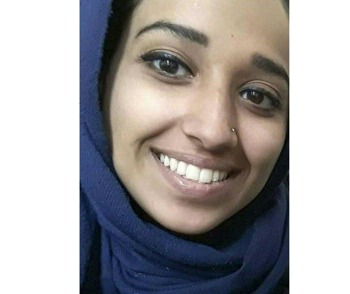 Trump bars US-born woman who joined IS from returning