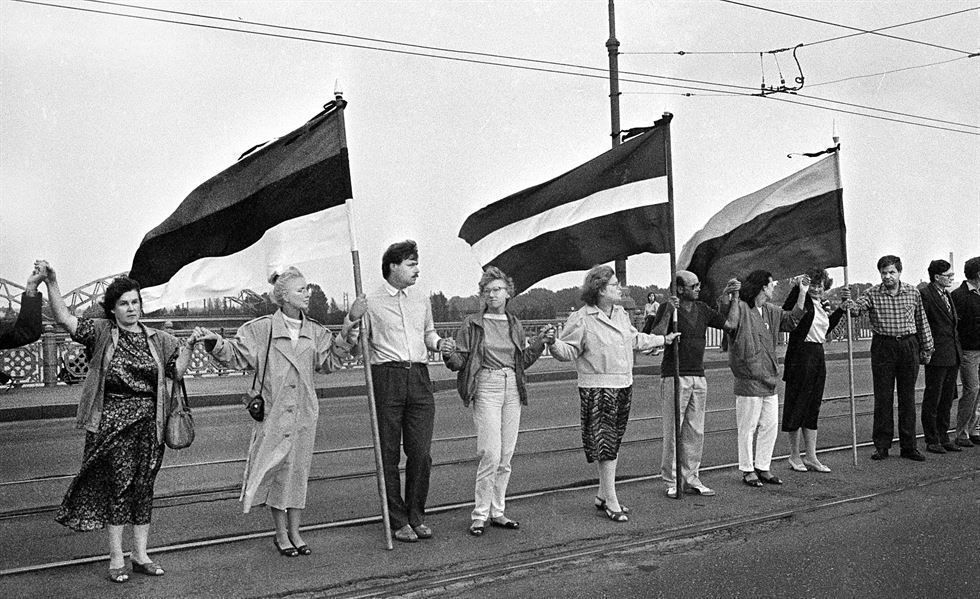 Hong Kong brings Korea's attention to Baltic States' 1989 protest