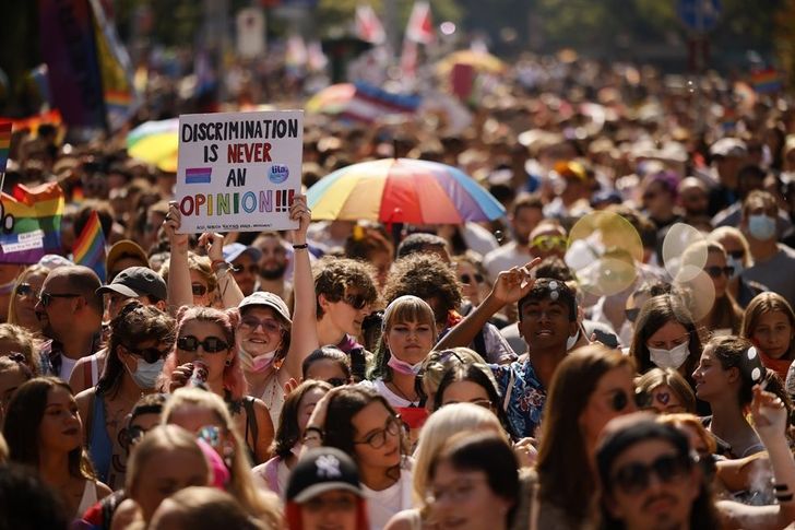 Tens of thousands protest for gay marriage in Switzerland - The Korea Times