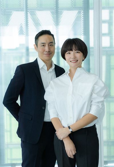 Naver's new CEO Choi Soo-yeon, right, and new CFO Kim Nam-sun / Courtesy of Naver
