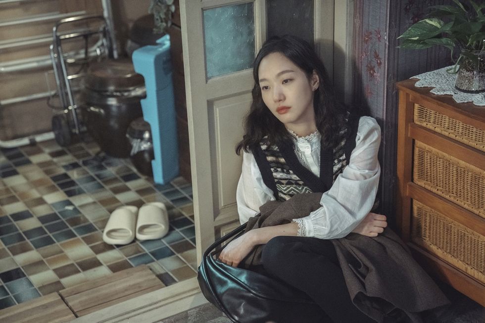 A scene from tvN's Little Women, the suspense drama featuring the Oh sisters
