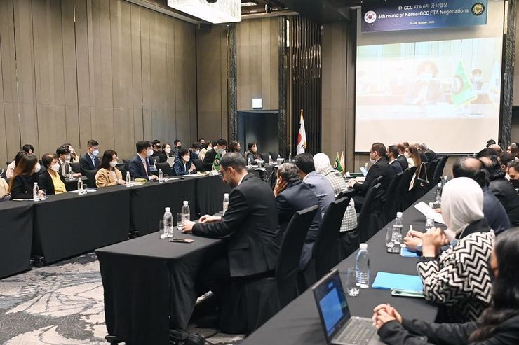 Korea, Arab nations to hold new round of FTA talks - The Korea Times