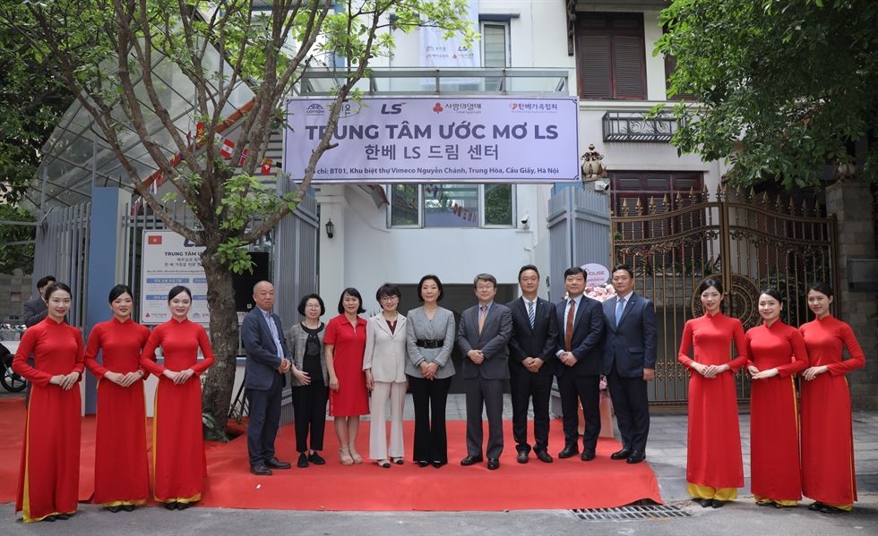 LS Group opens Dream Center to help Korean-Vietnamese families in Hanoi ...