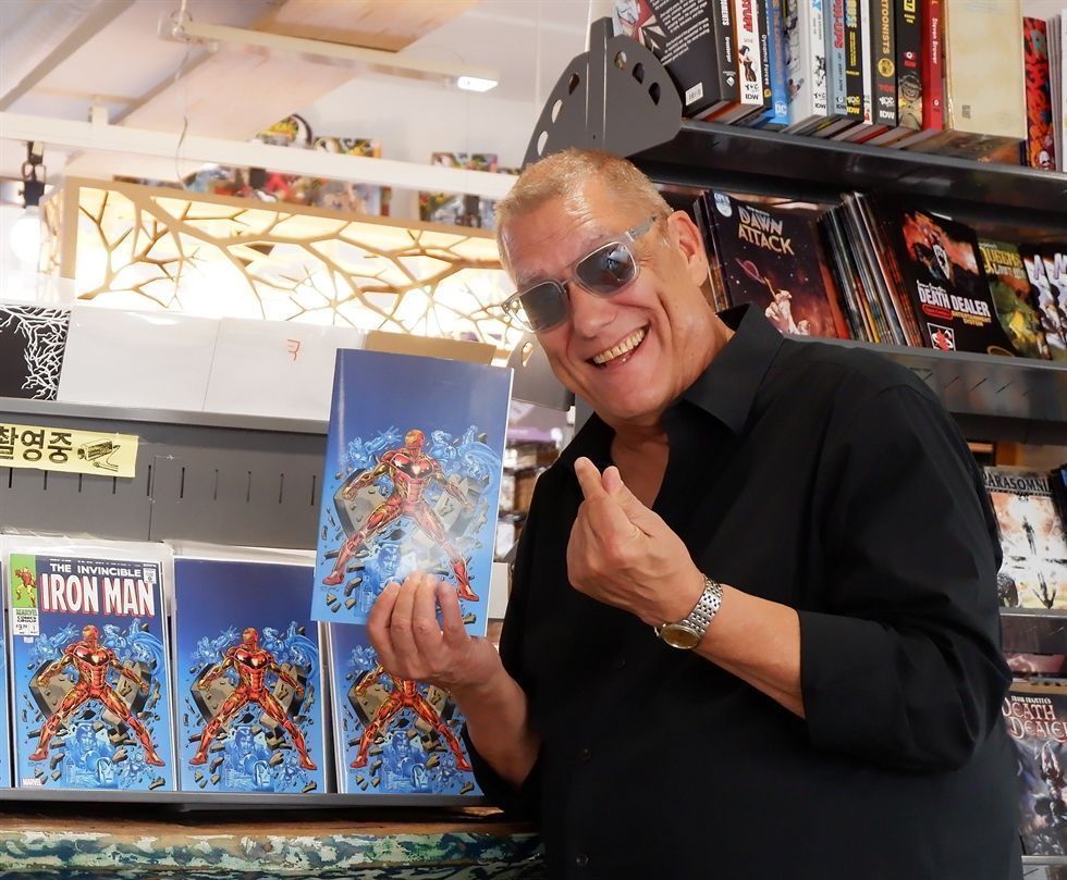Comic book legend Bob Layton introduces 'Drink & Draw' to Korea - The ...