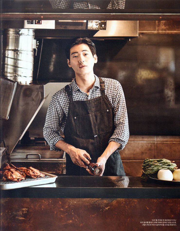 Sohn dreams of mom and pop chicken store - The Korea Times