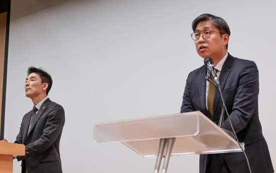 Ex-defense minister defends Yoon over botched martial law plot