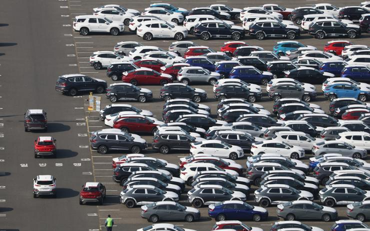 Korea's auto exports rise 25% in January on EV popularity - Vimarsana News