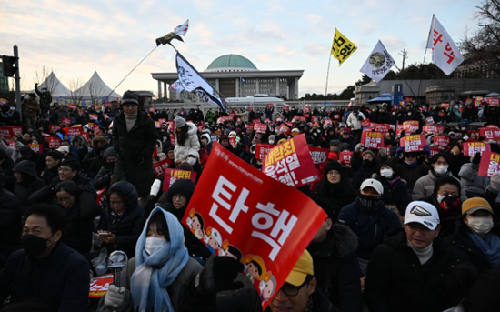 Public anger erupts over ruling party's refusal to vote on impeachment