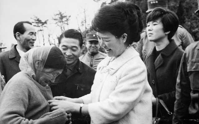Exceptional first lady - Vimarsana News