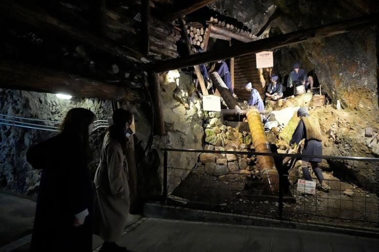 Japan holds Sado mine memorial despite Korea boycott over Tokyo's pick for gov't representative