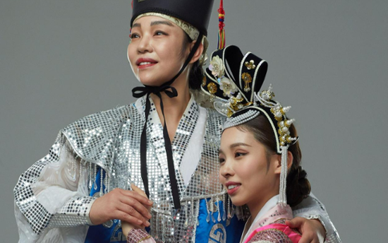 All-women theater 'gukgeuk' stars reunite for special performance