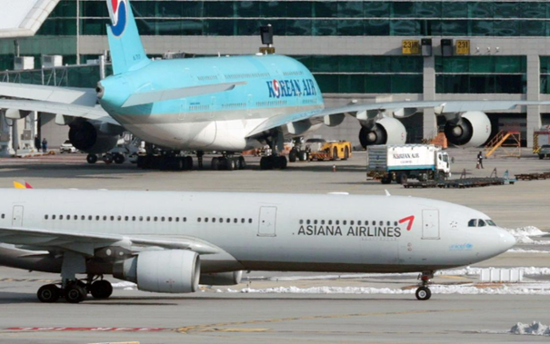 Gov't to focus on enhancing competitiveness of domestic aviation industry following Korean Air-Asiana merger