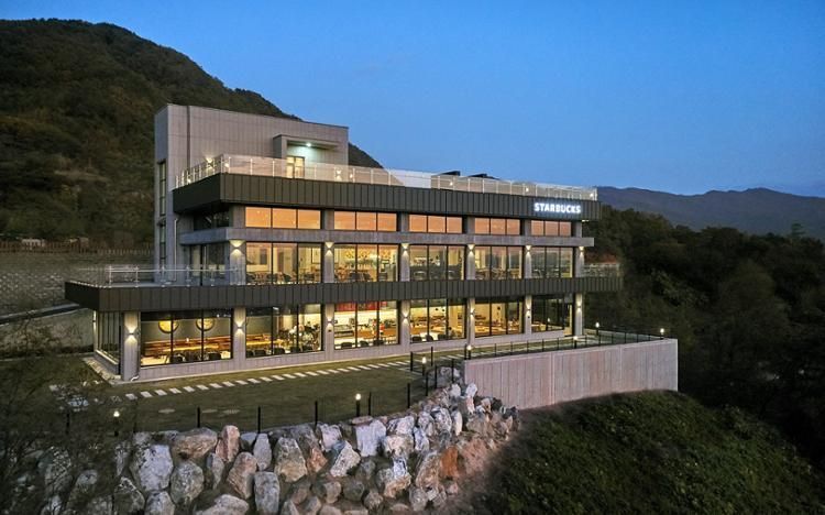 Starbucks selects its top 10 cafes in Korea - Vimarsana News