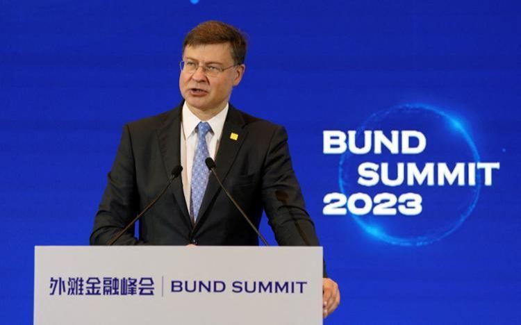 EU does not want to decouple from China but must protect itself: EU trade chief - Vimarsana News