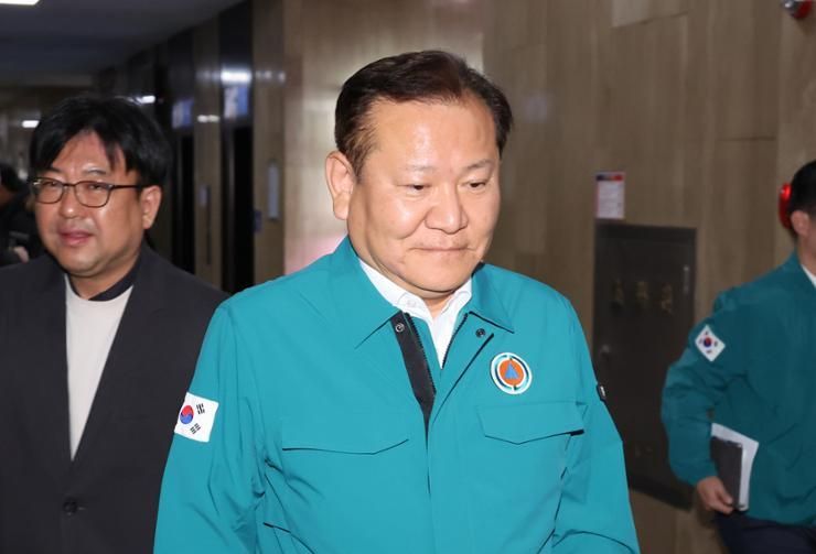 Interior Minister Lee Sang-min steps down amid martial law turmoil