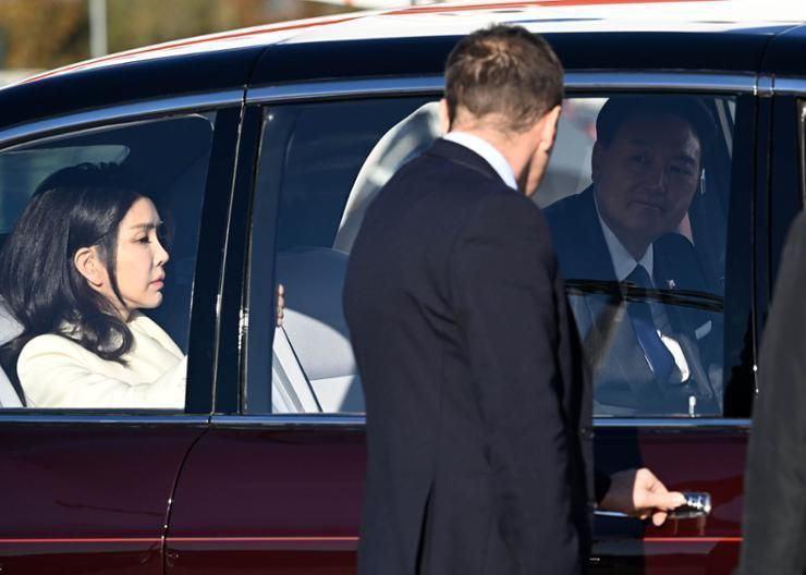Prosecutors speed up investigation into first lady's acceptance of luxury bag - Vimarsana News
