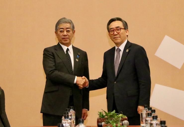 Top diplomats of Korea, Japan to discuss cooperation ahead of Trump inauguration