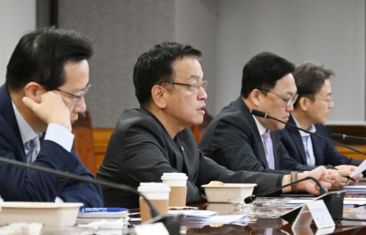 Finance minister says recent volatility in financial, FX markets 'excessive'