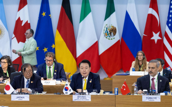 Yoon pledges $10 mil. in humanitarian aid to address hunger crisis in Africa