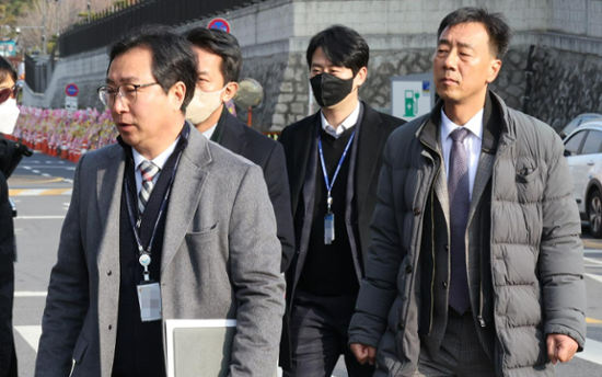 Yoon's office sends back summons for questioning