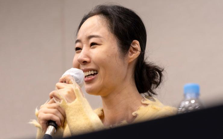 Ador CEO Min Hee-jin keeps job, offers olive branch to HYBE - Vimarsana News