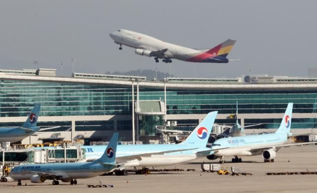 Korean Air chief aims to complete Asiana Airlines acquisition in 2024 - Vimarsana News