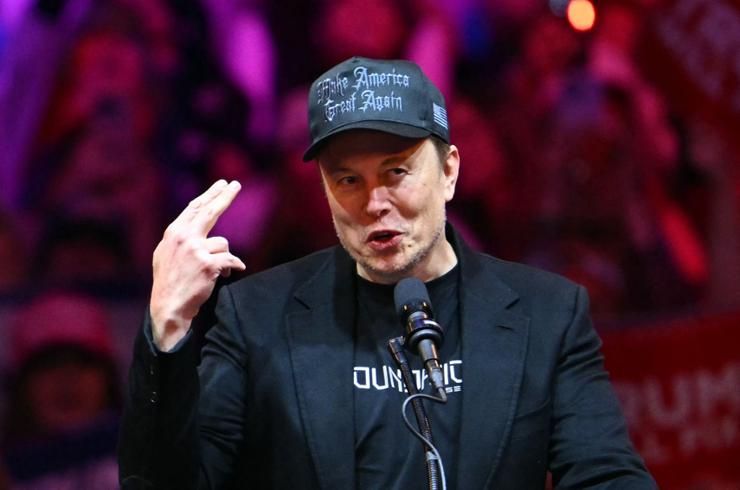 Wrong claims by Musk on US election got 2 billion views on X in 2024, report says