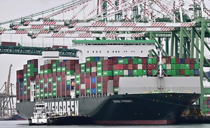 China-US trade war heats up with Beijing's tariffs to take effect