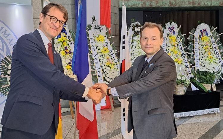 French, German ambassadors reflect on cruelty of war during event commemorating WWI armistice - Vimarsana News