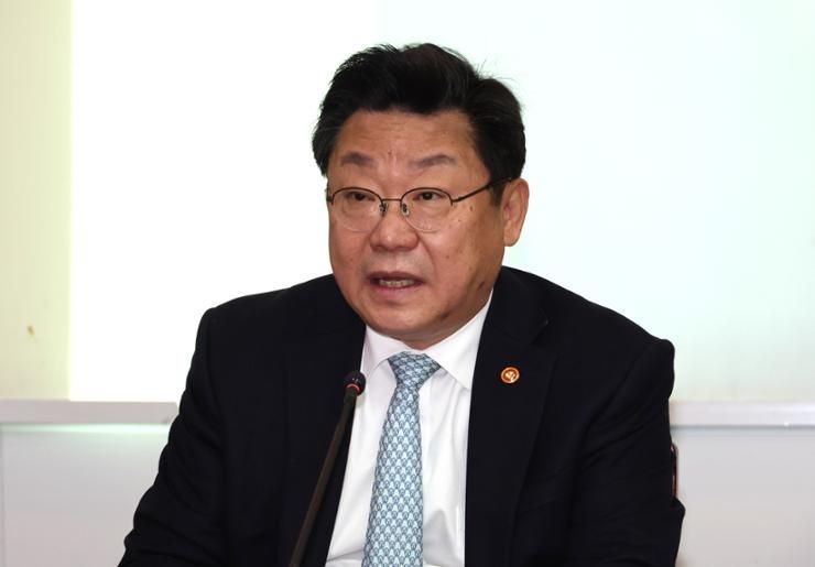 Korea to devise demographic policy for 'super-aged' society