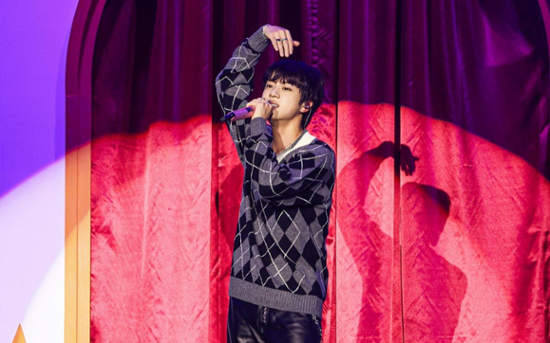 [REVIEW] BTS' Jin spreads 'Happy' vibes at reunion with fans