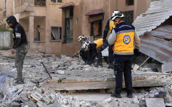Syria sends in reinforcements to halt insurgents from advancing after seizing Aleppo
