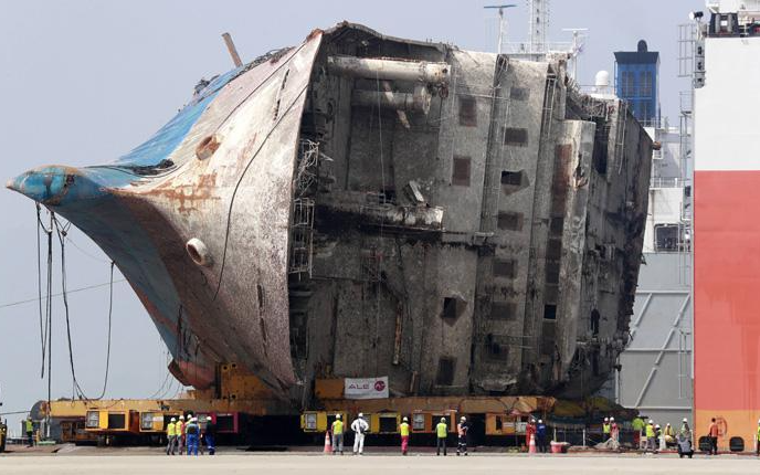 10 years after Korean ferry disaster, mothers express their grief on stage - Vimarsana News