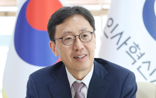 [Q&A] Korea's public sector aims for major overhaul with focus on young officials, work-life balance