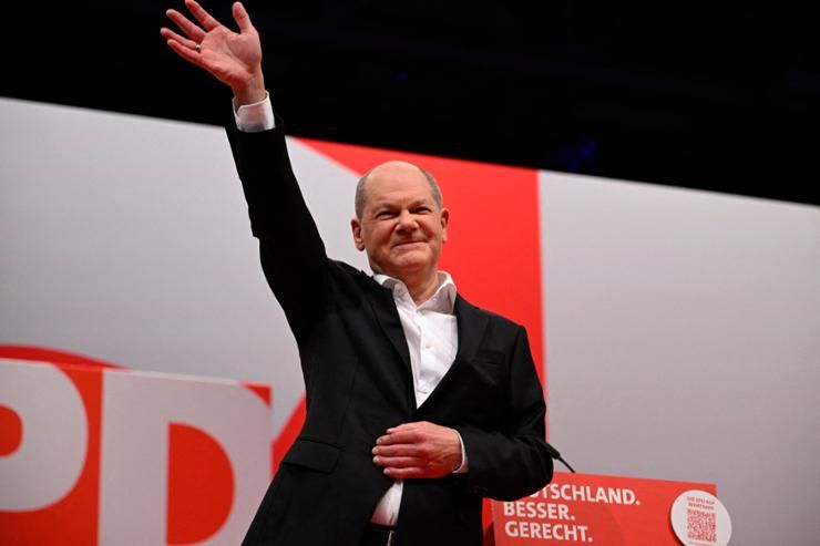 German Social Democrats nominate Scholz to run again for chancellor