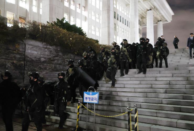 Defense minister calls for bolstering readiness after proposing martial law to Yoon