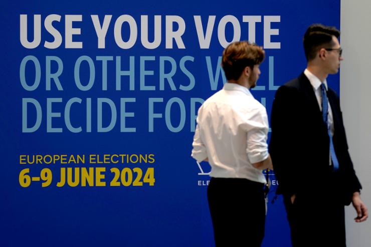 Europeans go to the polls on the final day of voting for EU elections ...