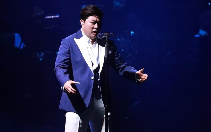 Police request travel ban for popera singer Kim Ho-joong over DUI hit-and-run - Vimarsana News