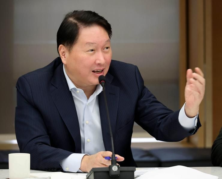 KCCI chairman calls for shift in Korea's export-centric economic model