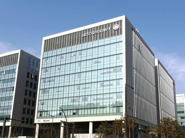LG CNS gets preliminary nod for market debut