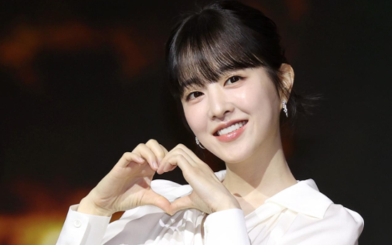 [INTERVIEW] Park Bo-young embraces a new side: 'It's okay not to be bright all the time'