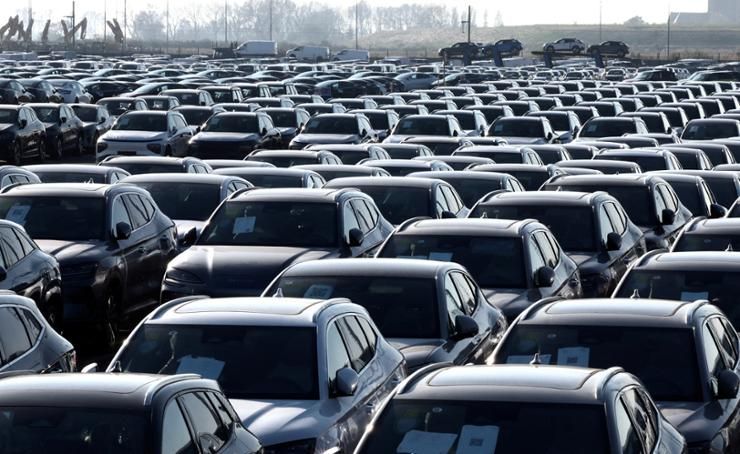 EU slaps tariffs on Chinese EVs, risking Beijing backlash