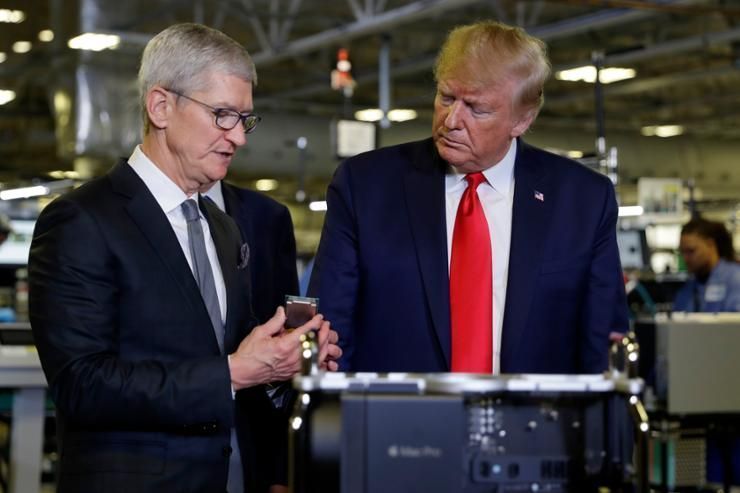 Trump hosts Apple CEO at Mar-a-Lago as big tech leaders continue outreach to president-elect