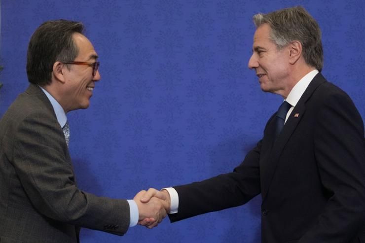 Top diplomats of S. Korea, US hold talks on alliance, N. Korea amid impeachment uncertainty